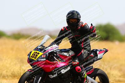 media/Apr-30-2023-CRA (Sun) [[020fcf5d43]]/Race 3-1000 Amateur Supersport/